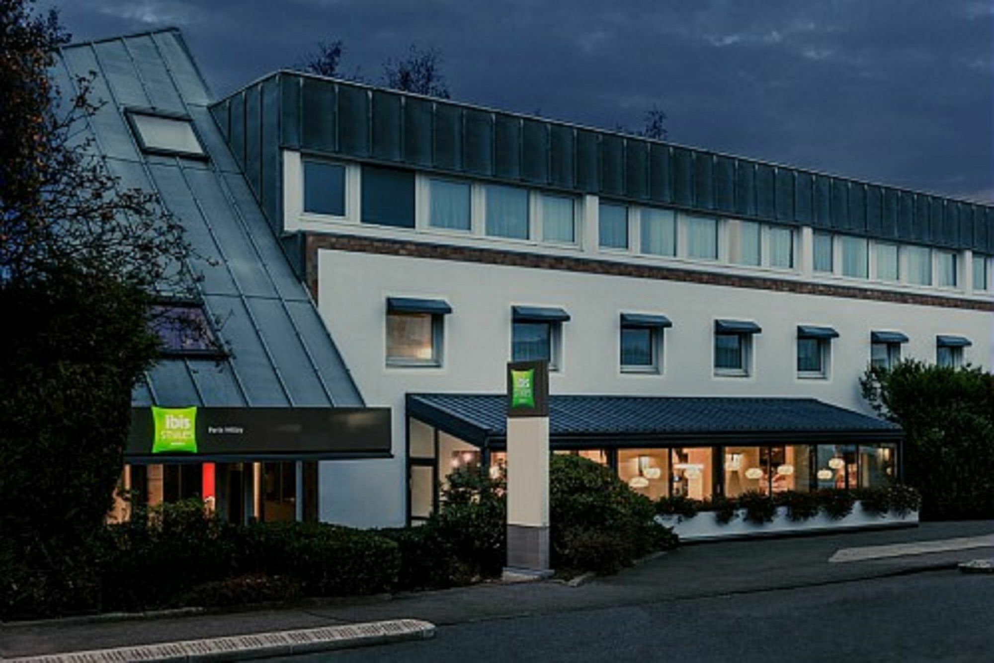 Ibis Styles Paris Velizy Hotel Exterior photo